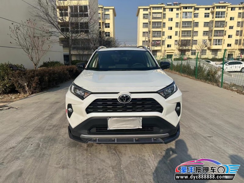 22年丰田RAV4轿车抵押车出售