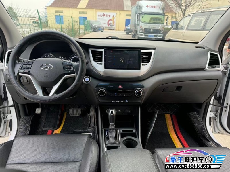 19年现代途胜轿车抵押车出售