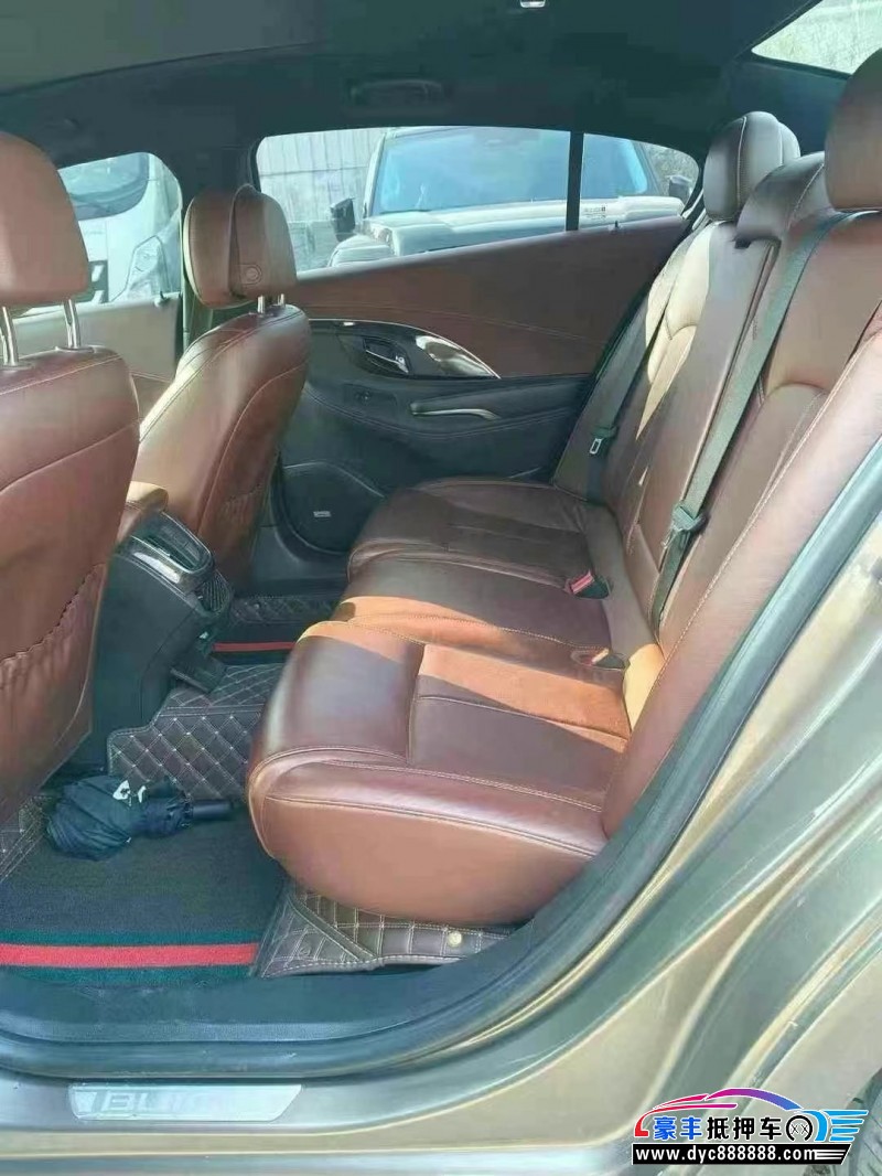 14年别克君越轿车抵押车出售