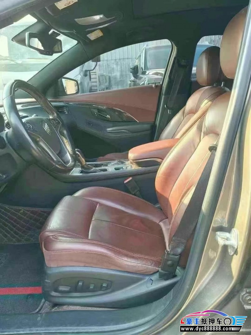 14年别克君越轿车抵押车出售