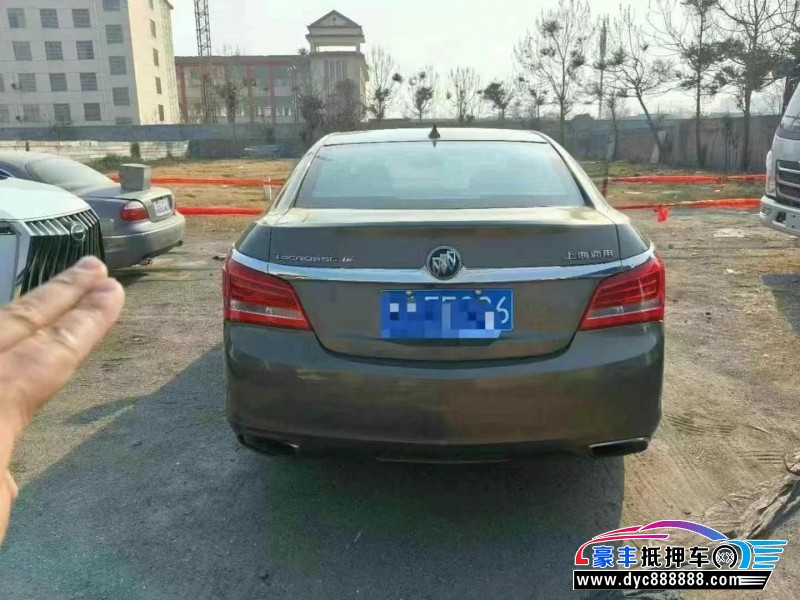 14年别克君越轿车抵押车出售