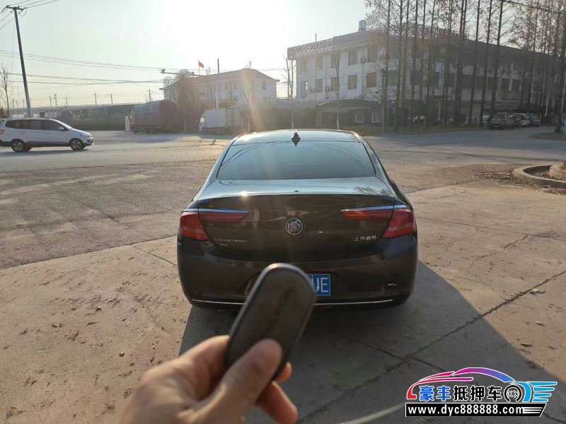 17年别克君越轿车抵押车出售