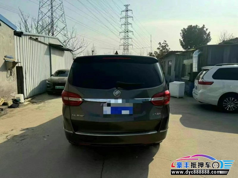 17年别克GL8轿车抵押车出售