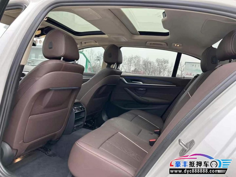 21年宝马5系轿车抵押车出售