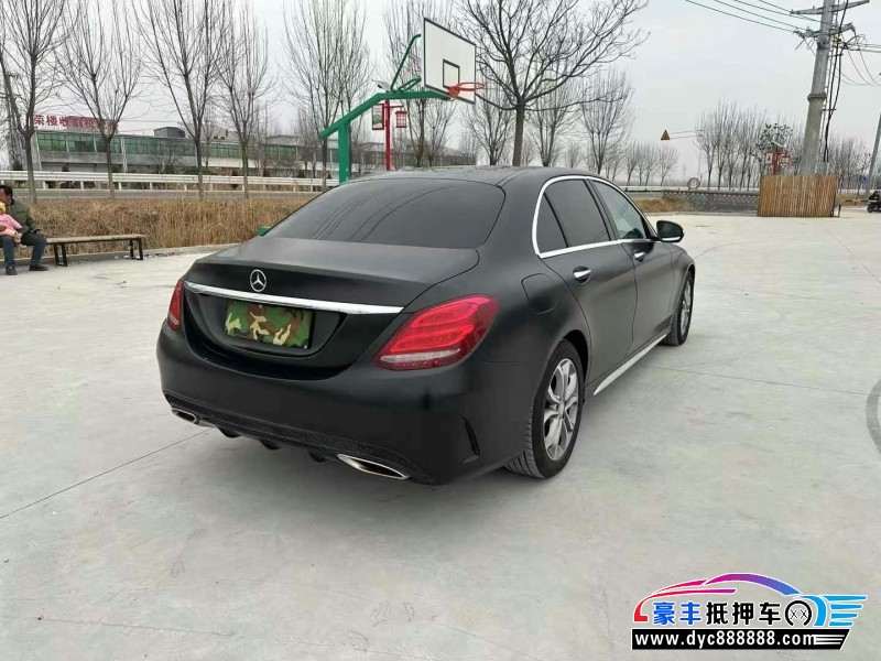 16年奔驰C轿车抵押车出售