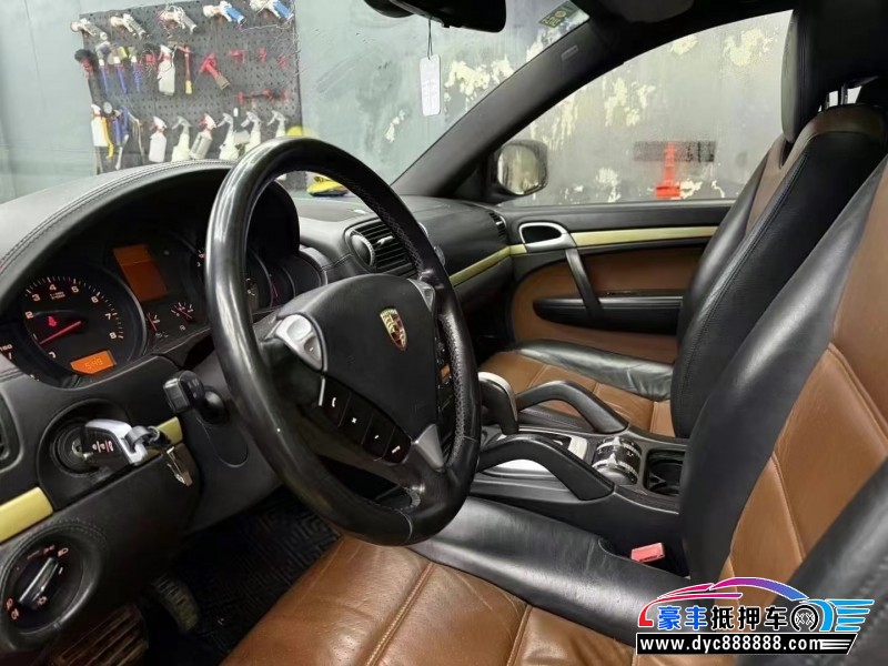 10年保时捷卡宴轿车抵押车出售