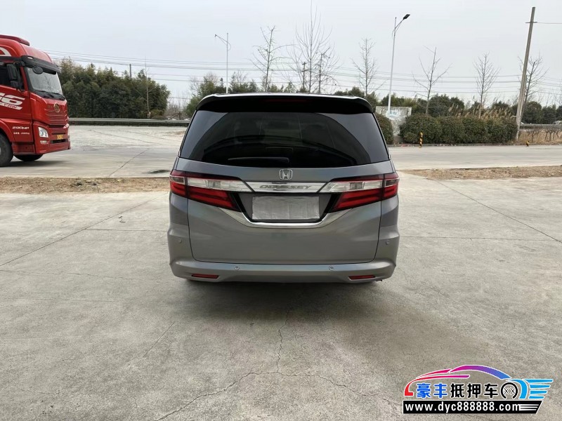 17年本田奥德赛MPV抵押车出售