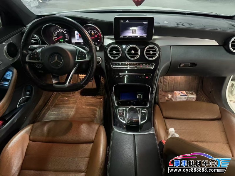 18年奔驰C轿车抵押车出售