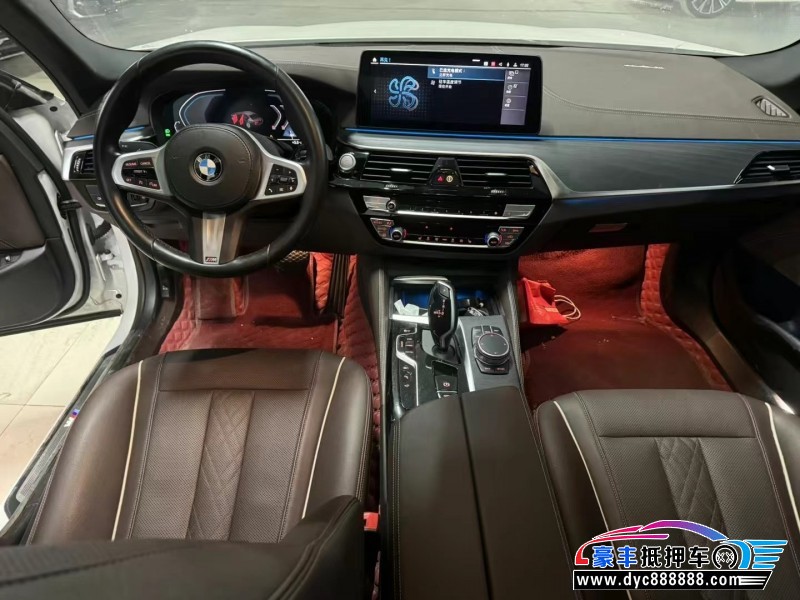 21年宝马5系轿车抵押车出售