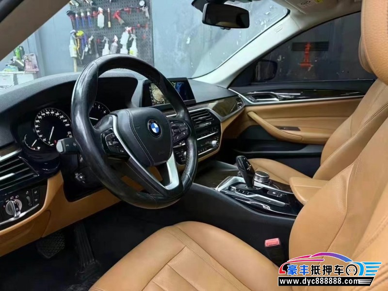 18年宝马5系轿车抵押车出售