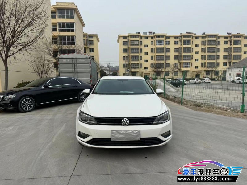 16年大众凌渡轿车抵押车出售