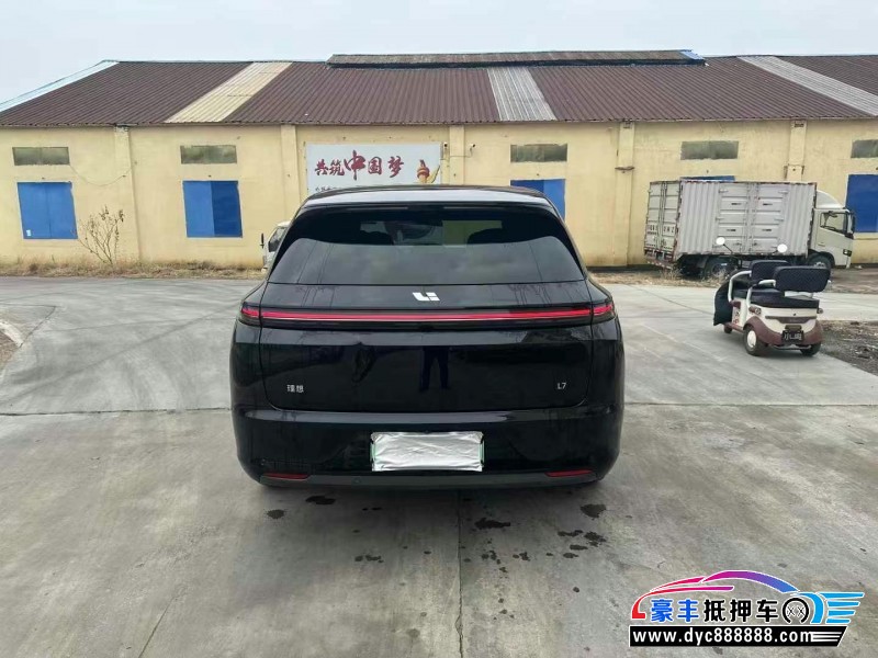 23年理想L7轿车抵押车出售