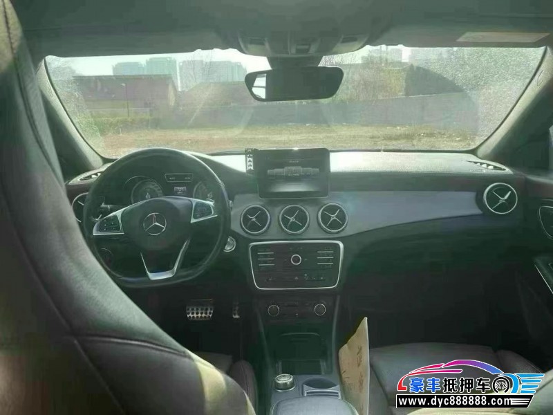 16年奔驰CLA轿车抵押车出售