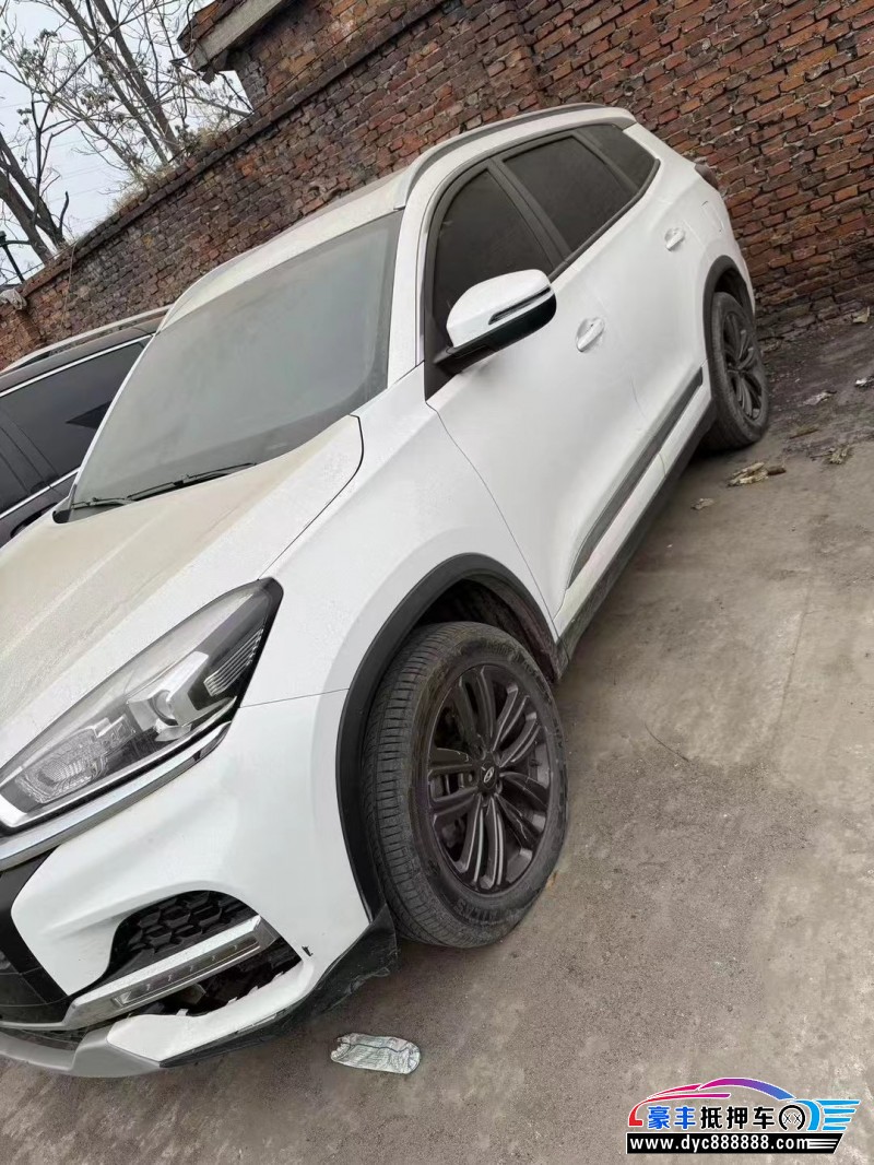 22年奇瑞瑞虎8轿车抵押车出售