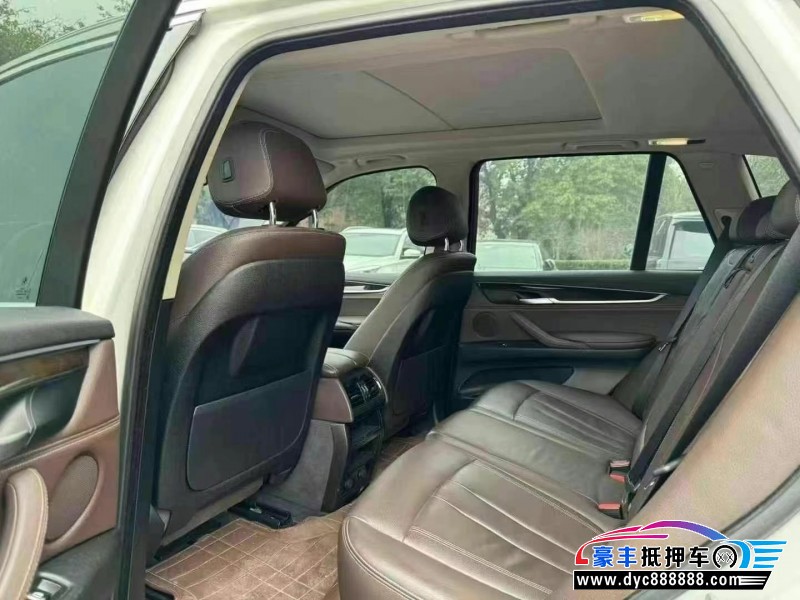 17年宝马X5轿车抵押车出售