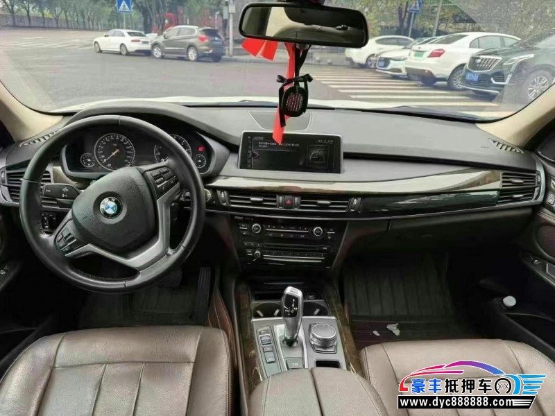 17年宝马X5轿车抵押车出售