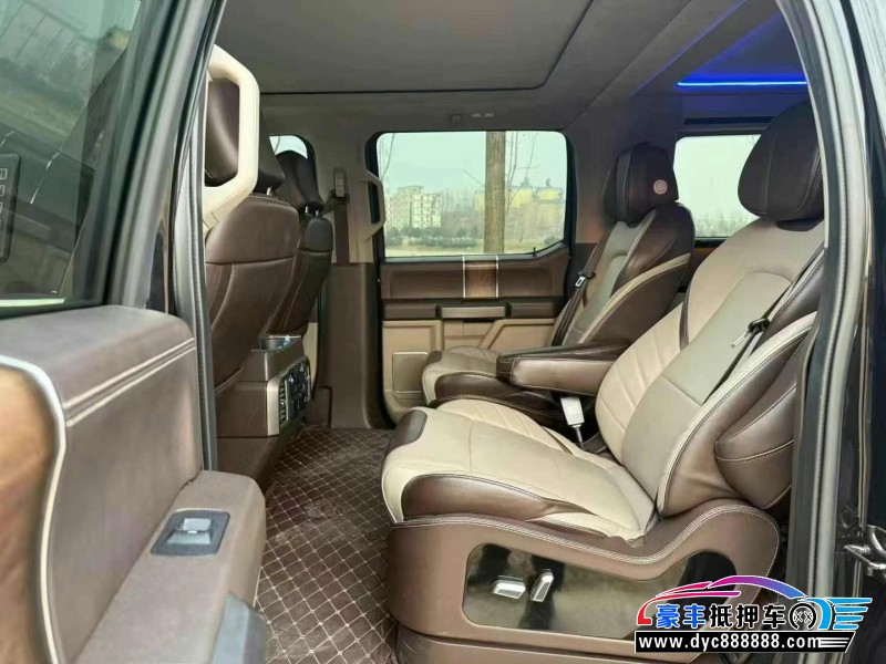 20年福特猛禽轿车抵押车出售