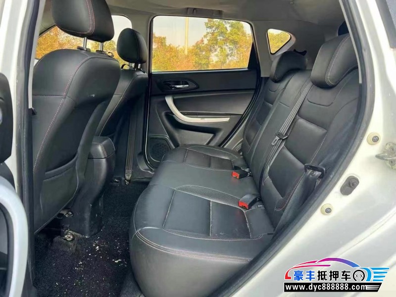 16年长安CS35轿车抵押车出售