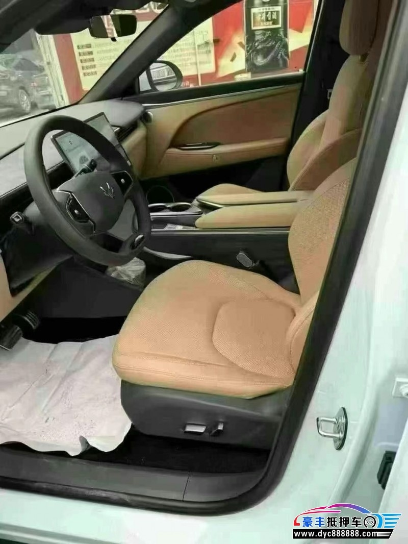 24年极狐阿尔法T轿车抵押车出售