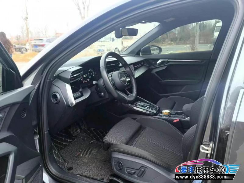 21年奥迪A3轿车抵押车出售