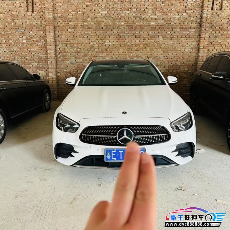 22年奔驰E轿车抵押车出售