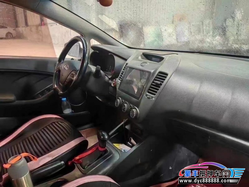 15年起亚K3S轿车抵押车出售