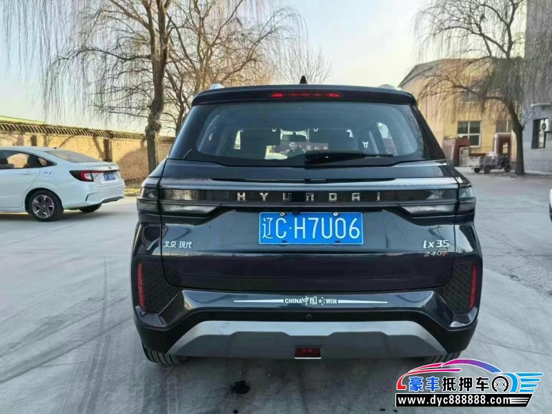 22年现代ix35轿车抵押车出售