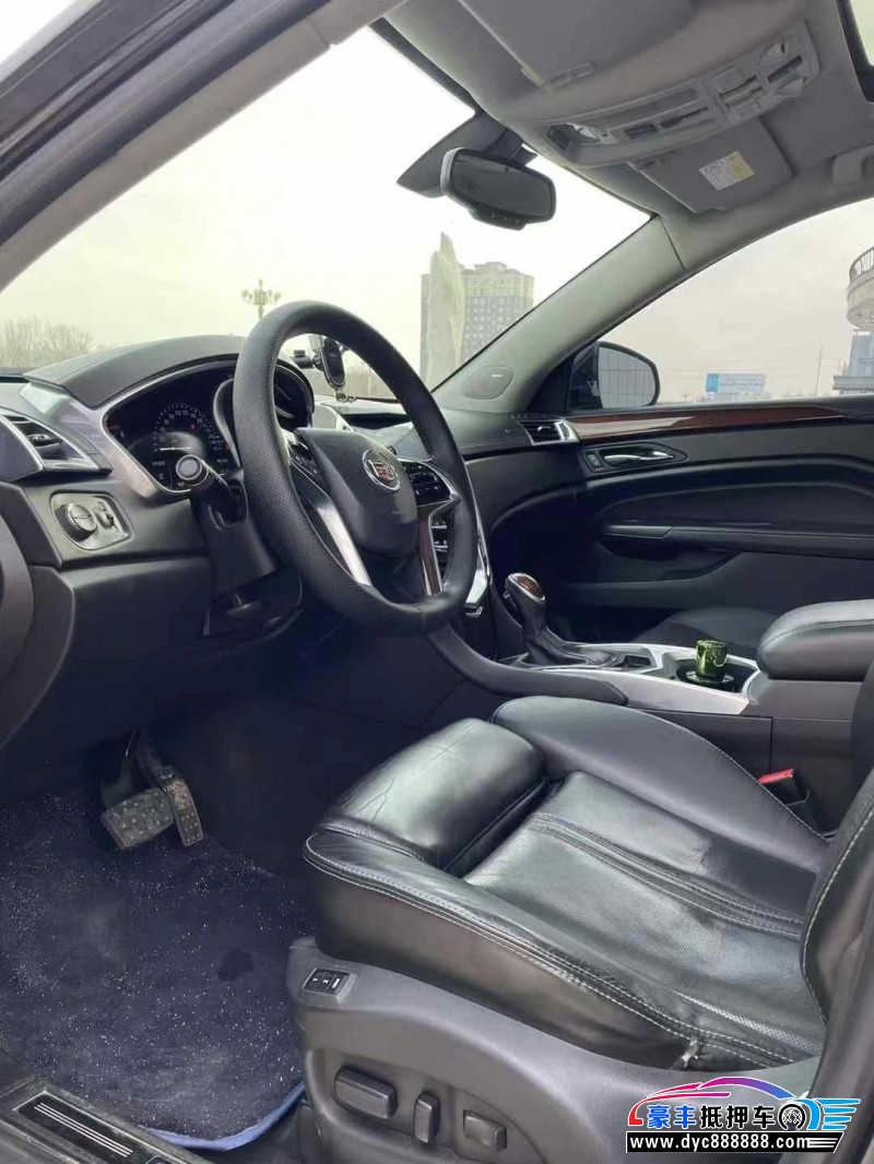 16年凯迪拉克SRX轿车抵押车出售