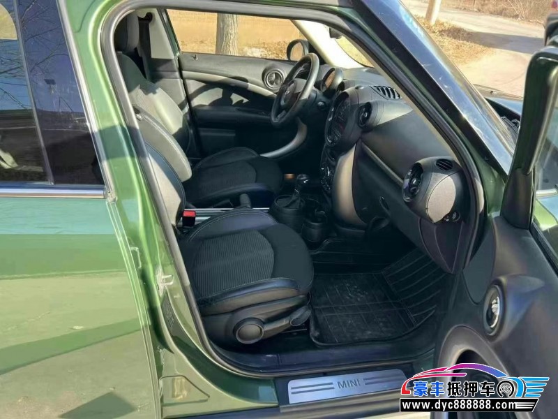 16年宝马MINI轿车抵押车出售