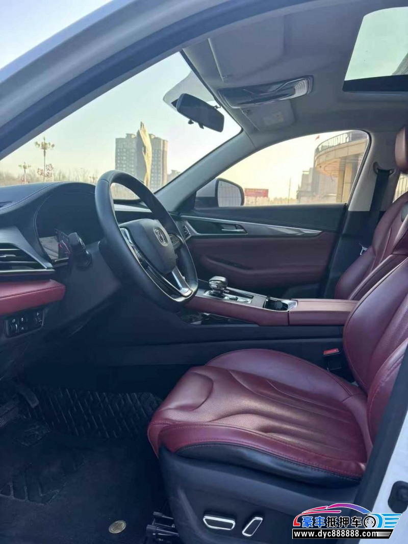 19年长安长安cs85轿车抵押车出售