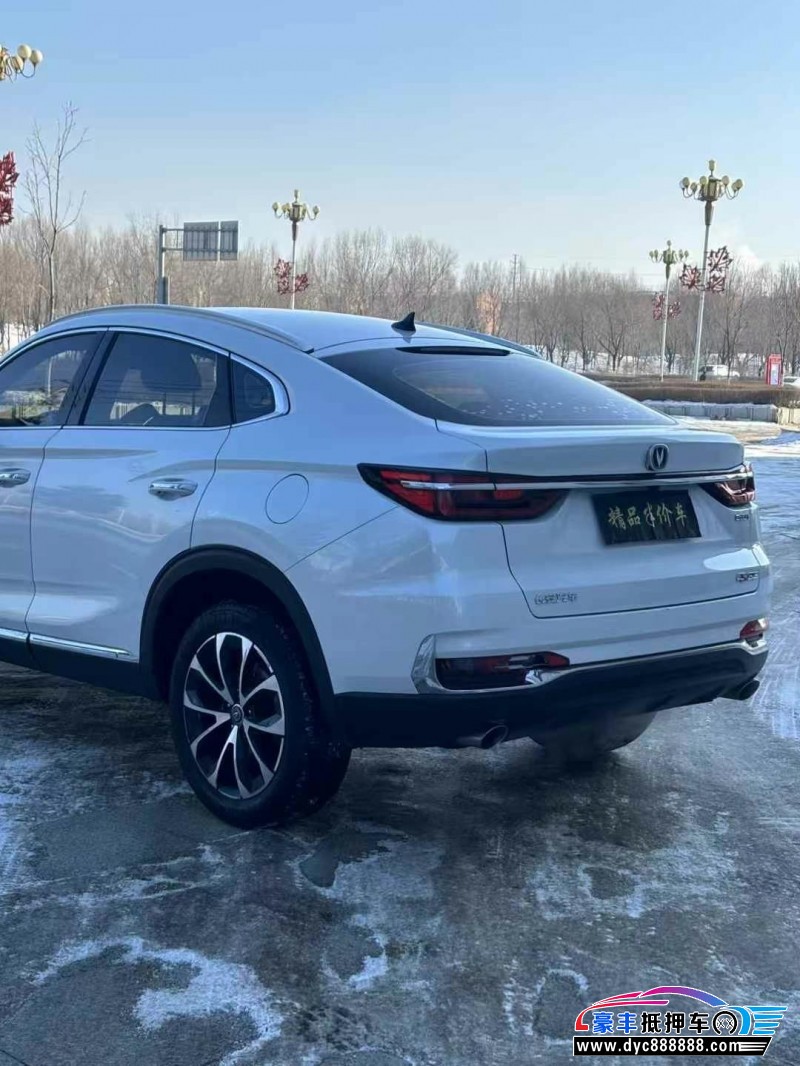 19年长安长安cs85轿车抵押车出售