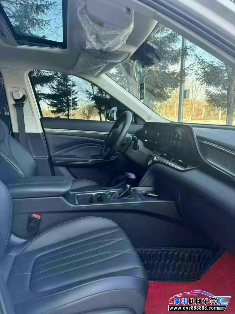 24年奔腾T55轿车抵押车出售