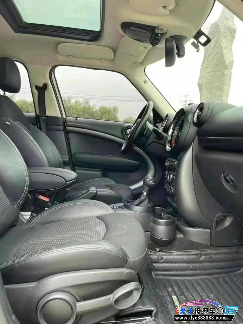 17年宝马MINI轿车抵押车出售