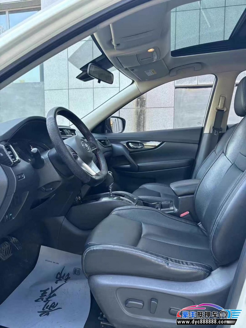 19年日产奇骏轿车抵押车出售