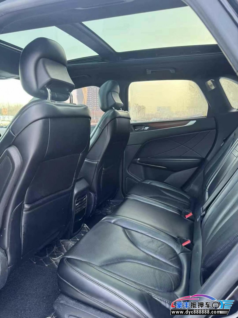 18年林肯MKC轿车抵押车出售