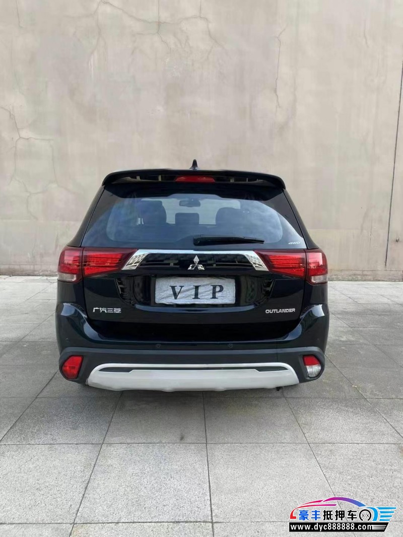 21年三菱欧蓝德轿车抵押车出售