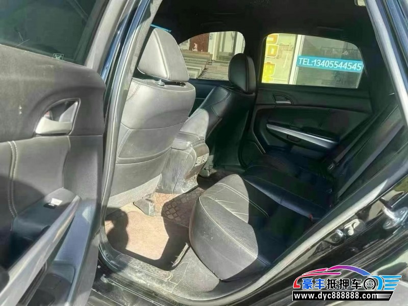 13年本田歌诗图轿车抵押车出售