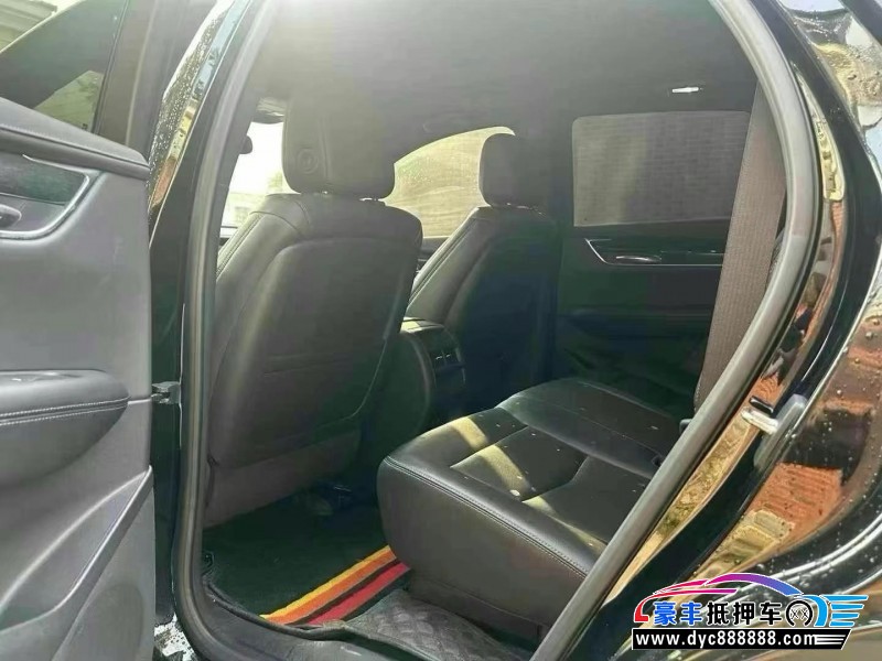 21年凯迪拉克XT5轿车抵押车出售