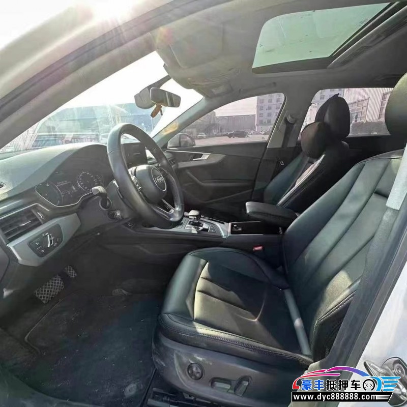 18年奥迪A4轿车抵押车出售