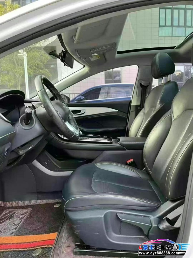 22年荣威i6轿车抵押车出售