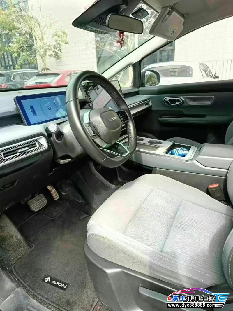 23年埃安Y80轿车抵押车出售