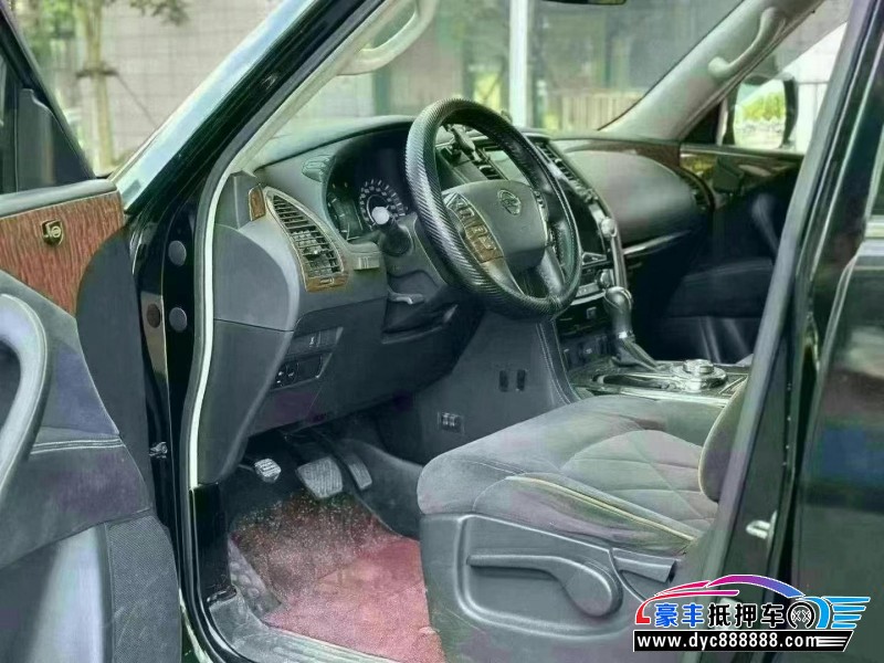 19年日产途乐轿车抵押车出售