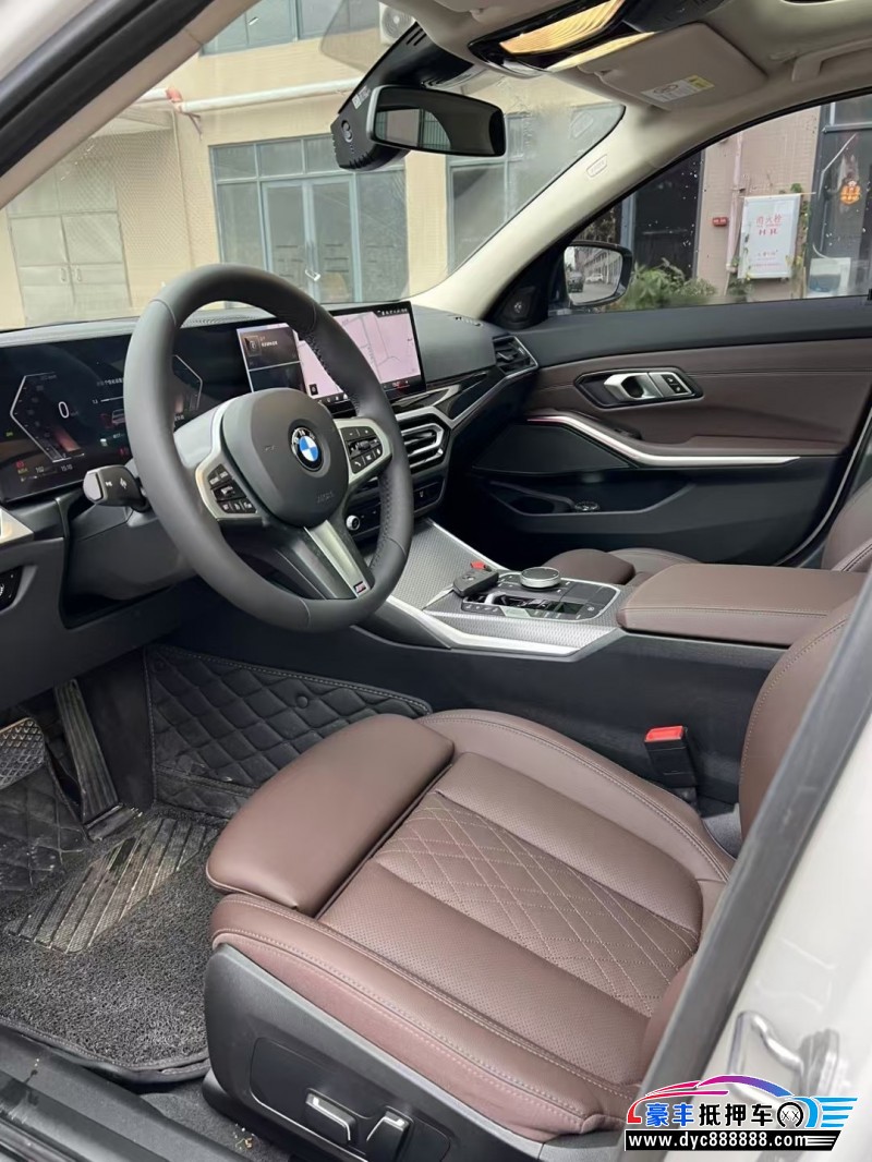 24年宝马3系轿车抵押车出售