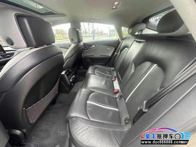 15年奥迪A7轿车抵押车出售