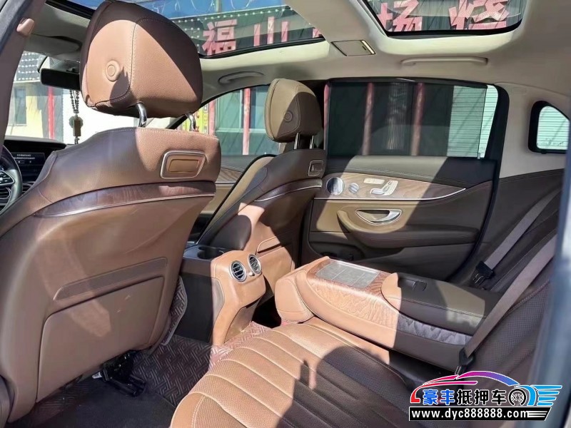 20年奔驰E轿车抵押车出售