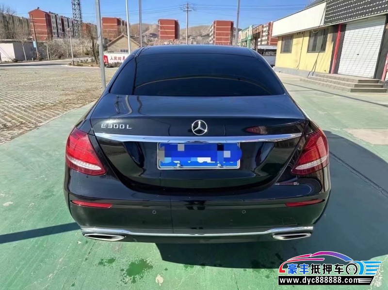 20年奔驰E轿车抵押车出售