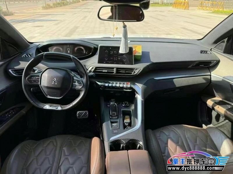 17年标致5008轿车抵押车出售