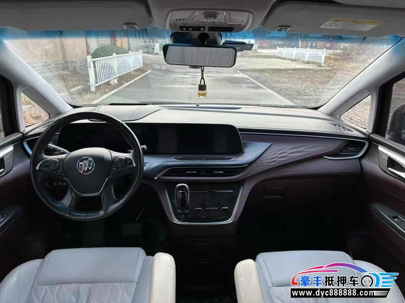 22年别克GL8轿车抵押车出售