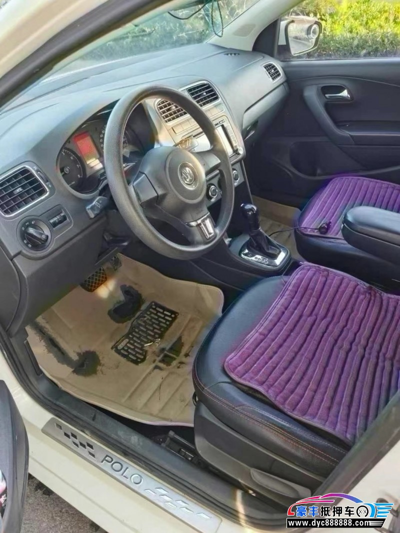 13年大众polo轿车抵押车出售