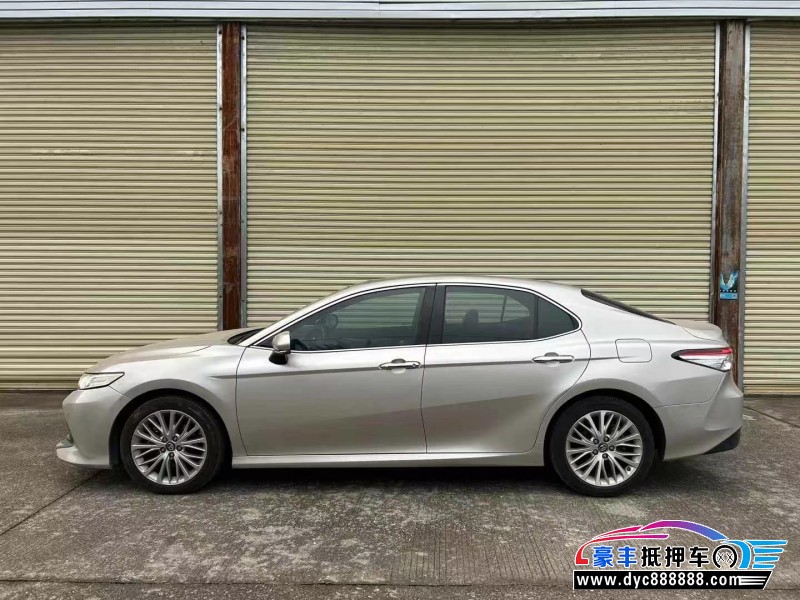 20年丰田凯美瑞轿车抵押车出售